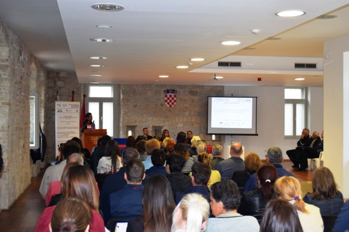 Održana uvodna konferencija  o projektu &#039;&#039;lokalno partnerstvo za zapošljavanje cetinske krajine&#039;&#039;